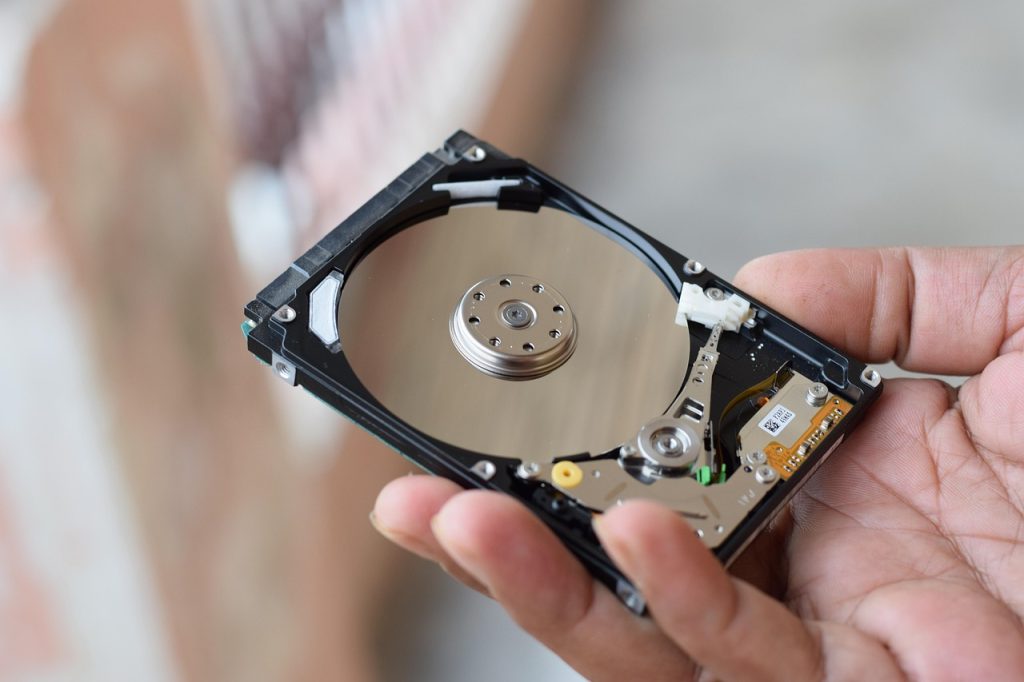 Choisir le disque dur externe idéal : un guide pratique